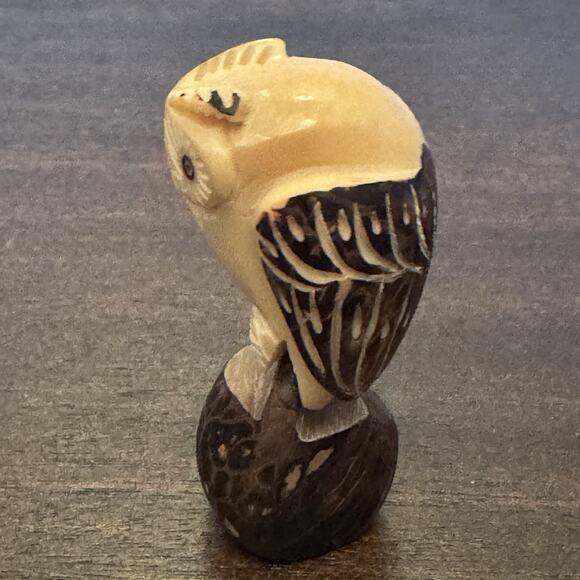 Owl Hand Carved Tagua Nut Vegetable Ivory Figurine Wise Owl Totem Birds Wisdom - Picture 15 of 16